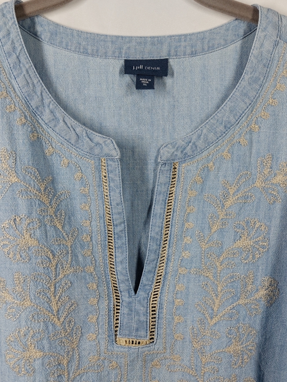 J Jill Denim Tunic Top Women's XL Blue Chambray Embroidered Boho 3/4 Sleeve - Picture 3 of 8